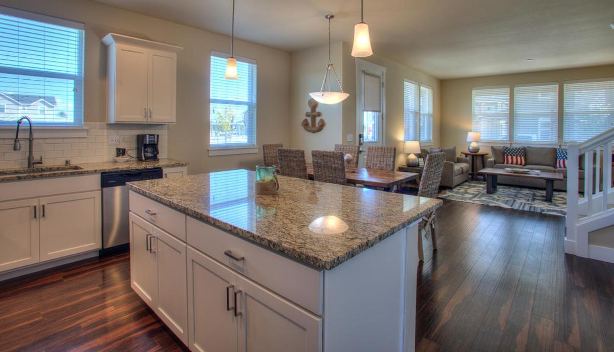 Salty Paws Villa Ocean Shores Bagian luar foto