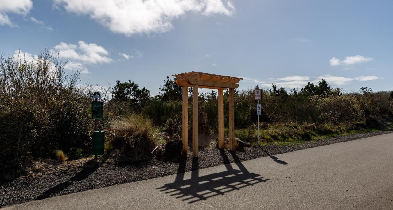 Salty Paws Villa Ocean Shores Bagian luar foto